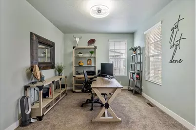 2052 W Phillips St, Kaysville, UT 84037 - Photo 6