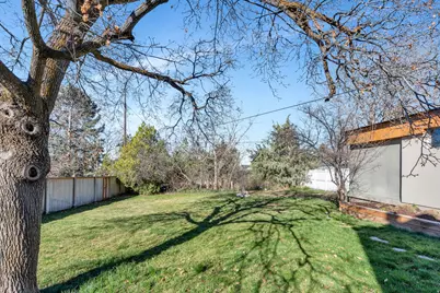 2848 S 2475 E, Salt Lake City, UT 84109 - Photo 22