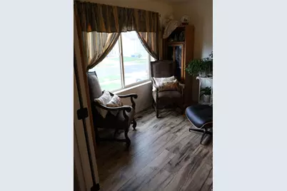 3536 S Hawk Dr S, Saratoga Springs, UT 84045 - Photo 2