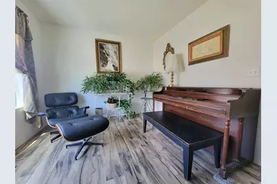 3536 S Hawk Dr S, Saratoga Springs, UT 84045 - Photo 2