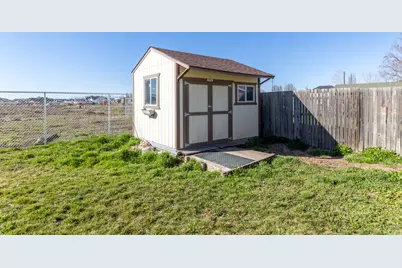 3389 W Gordon Ave S, Layton, UT 84041 - Photo 34