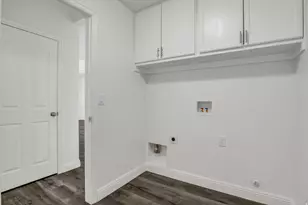 7077 S Greensand Dr, West Jordan, UT 84084 - Photo 30