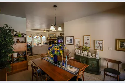 2317 E Greystone Dr, Saint George, UT 84790 - Photo 16