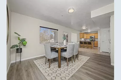 7914 S Harvel Dr, Sandy, UT 84070 - Photo 4
