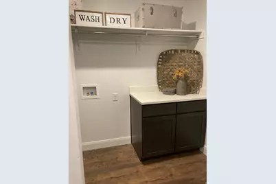 848 N 250 St E #B, Tooele, UT 84074 - Photo 8