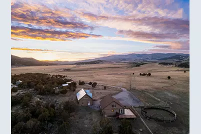 15718 N Deep Creek Rd, Lapoint, UT 84039 - Photo 6