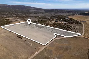 15718 N Deep Crk Rd, Lapoint, UT 84039 - Photo 8