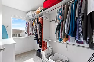 1556 E 460 S, Hyrum, UT 84319 - Photo 14