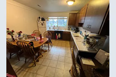 80 N 200 E, Provo, UT 84606 - Photo 26
