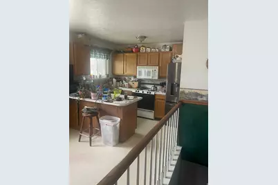 13105 S 2110 W, Riverton, UT 84065 - Photo 8