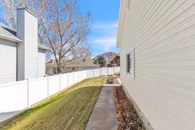 331 E Park Dr, Elk Ridge, UT 84651 - Photo 36