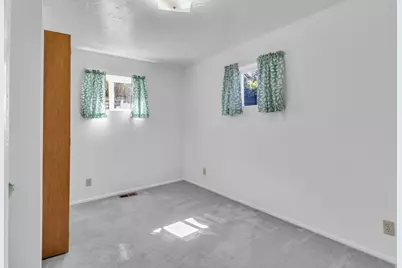 331 E Park Dr, Elk Ridge, UT 84651 - Photo 34