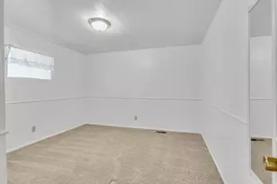 331 E Park Dr, Elk Ridge, UT 84651 - Photo 32