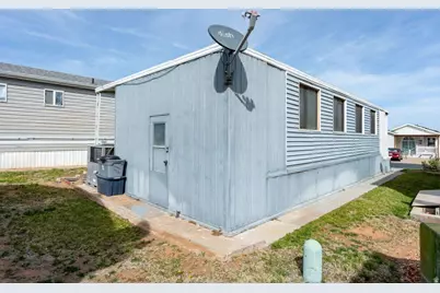 1150 W Red Pkwy #114, Washington, UT 84780 - Photo 14