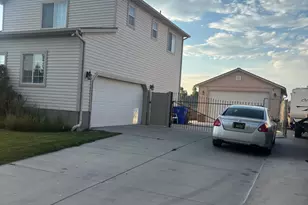 1855 E Boulder St, Eagle Mountain, UT 84005 - Photo 2