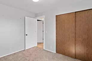 852 E Dusty Rock Pl, Sandy, UT 84094 - Photo 10