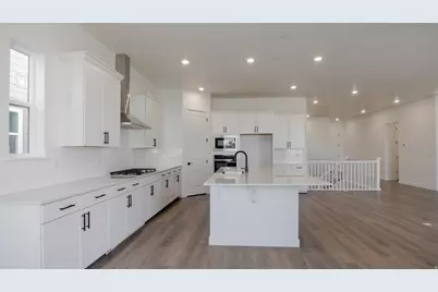 272 E Polaris Dr S #111, Saratoga Springs, UT 84045 - Photo 10