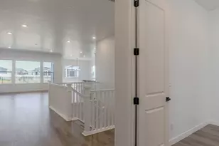 272 E Polaris Dr S, Saratoga Springs, UT 84045 - Photo 4