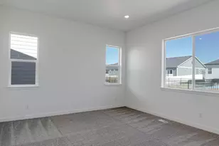 272 E Polaris Dr S, Saratoga Springs, UT 84045 - Photo 16