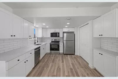 2826 N 1600 E, Layton, UT 84040 - Photo 4