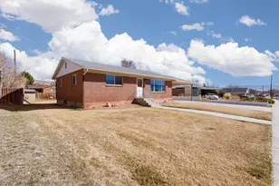 650 W 2nd Ave, Richfield, UT 84701 - Photo 2