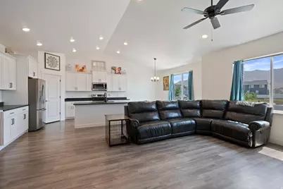 3492 N Delta St, Eagle Mountain, UT 84005 - Photo 2