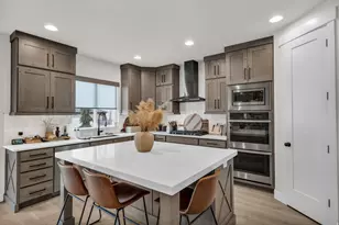 10954 S Coastal Dune Dr, South Jordan, UT 84009 - Photo 14