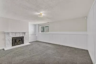 4678 W 3100 S, West Valley, UT 84120 - Photo 30