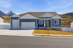 1257 S Blf St, Santaquin, UT 84655 - Photo 4
