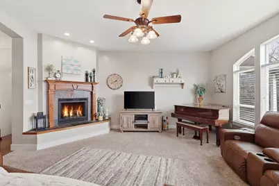 366 E 6600 S, Hyrum, UT 84319 - Photo 14