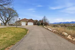 366 E 6600 S, Hyrum, UT 84319 - Photo 44