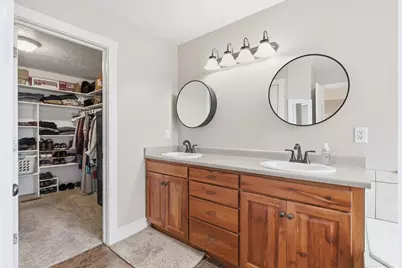 366 E 6600 S, Hyrum, UT 84319 - Photo 12