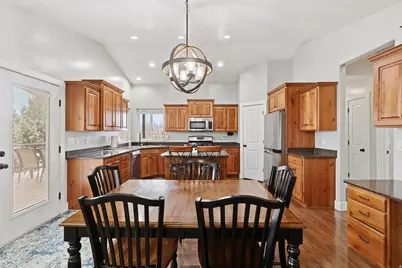 366 E 6600 S, Hyrum, UT 84319 - Photo 36