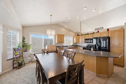 3642 W Angus Dr, South Jordan, UT 84009 - Photo 6