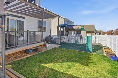 2113 E 1200 N, Layton, UT 84040 - Photo 46