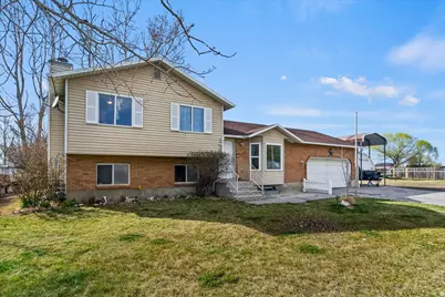 5035 S 6150 W, Hooper, UT 84315 - Photo 2