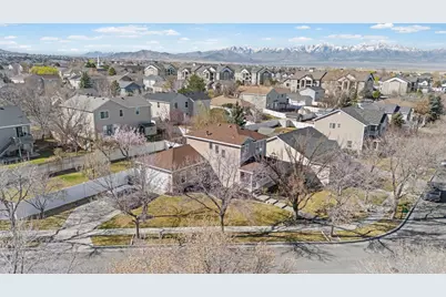 88 E Aparicio Dr, Tooele, UT 84074 - Photo 36