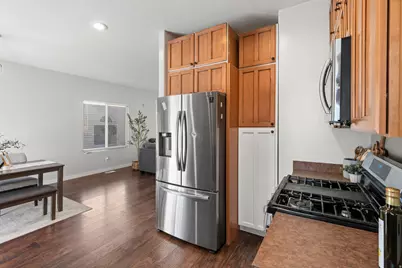 88 E Aparicio Dr, Tooele, UT 84074 - Photo 14