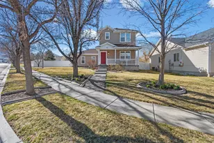 88 E Aparicio Dr, Tooele, UT 84074 - Photo 2