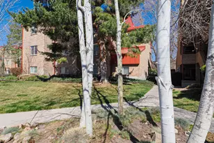 4836 S Highland Cir, Holladay, UT 84117 - Photo 2