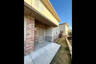 12797 S Timber Run Dr W, Riverton, UT 84096 - Photo 1