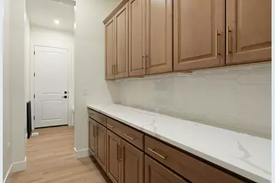 478 N Pinnacle Ln #5, Saratoga Springs, UT 84045 - Photo 8