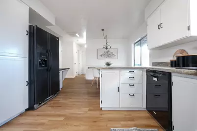 41 W Spruce Ln N, Smithfield, UT 84335 - Photo 10