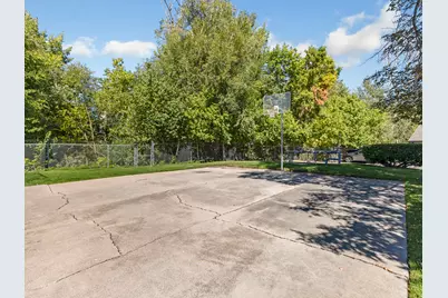 4570 S Woodduck Ln, Millcreek, UT 84117 - Photo 4