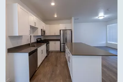 356 W 25 N, Layton, UT 84041 - Photo 10