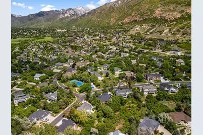 2016 E Graystone Ln S, Draper, UT 84020 - Photo 8