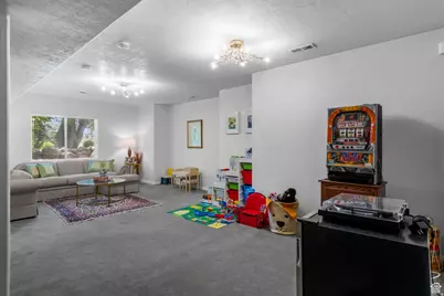 2016 E Graystone Ln S, Draper, UT 84020 - Photo 32