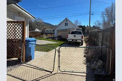 664 E Center St, Logan, UT 84321 - Photo 22