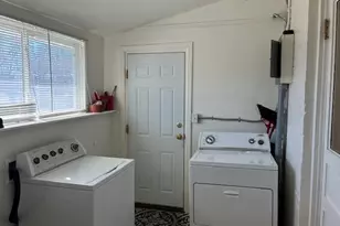 664 E Center St, Logan, UT 84321 - Photo 18