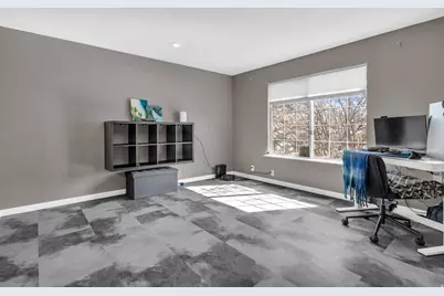 4746 W Roundtable Rd S, West Valley, UT 84120 - Photo 4